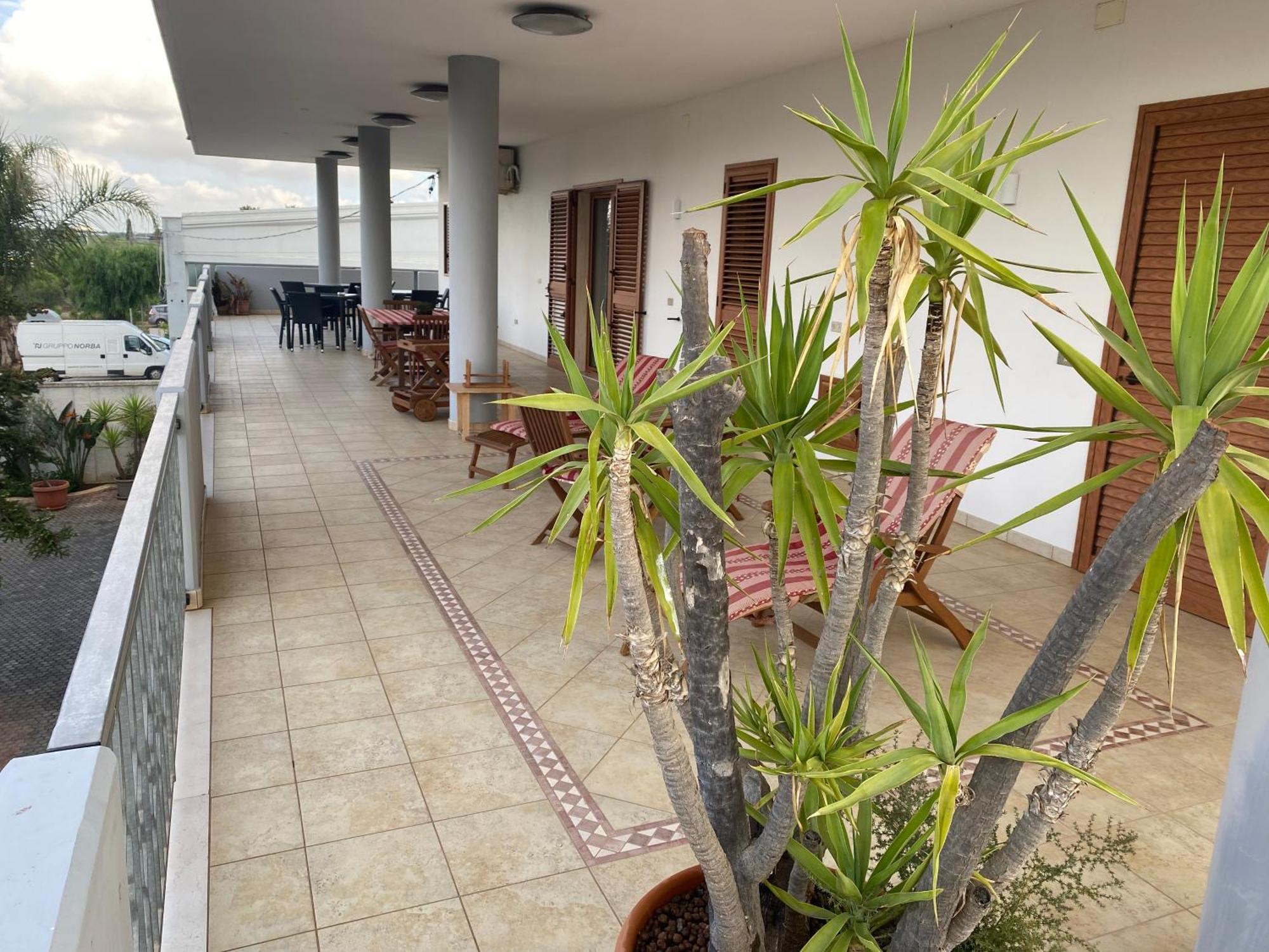 L'Isola Di Francesca Guest House กอนแวร์ซาโน ภายนอก รูปภาพ