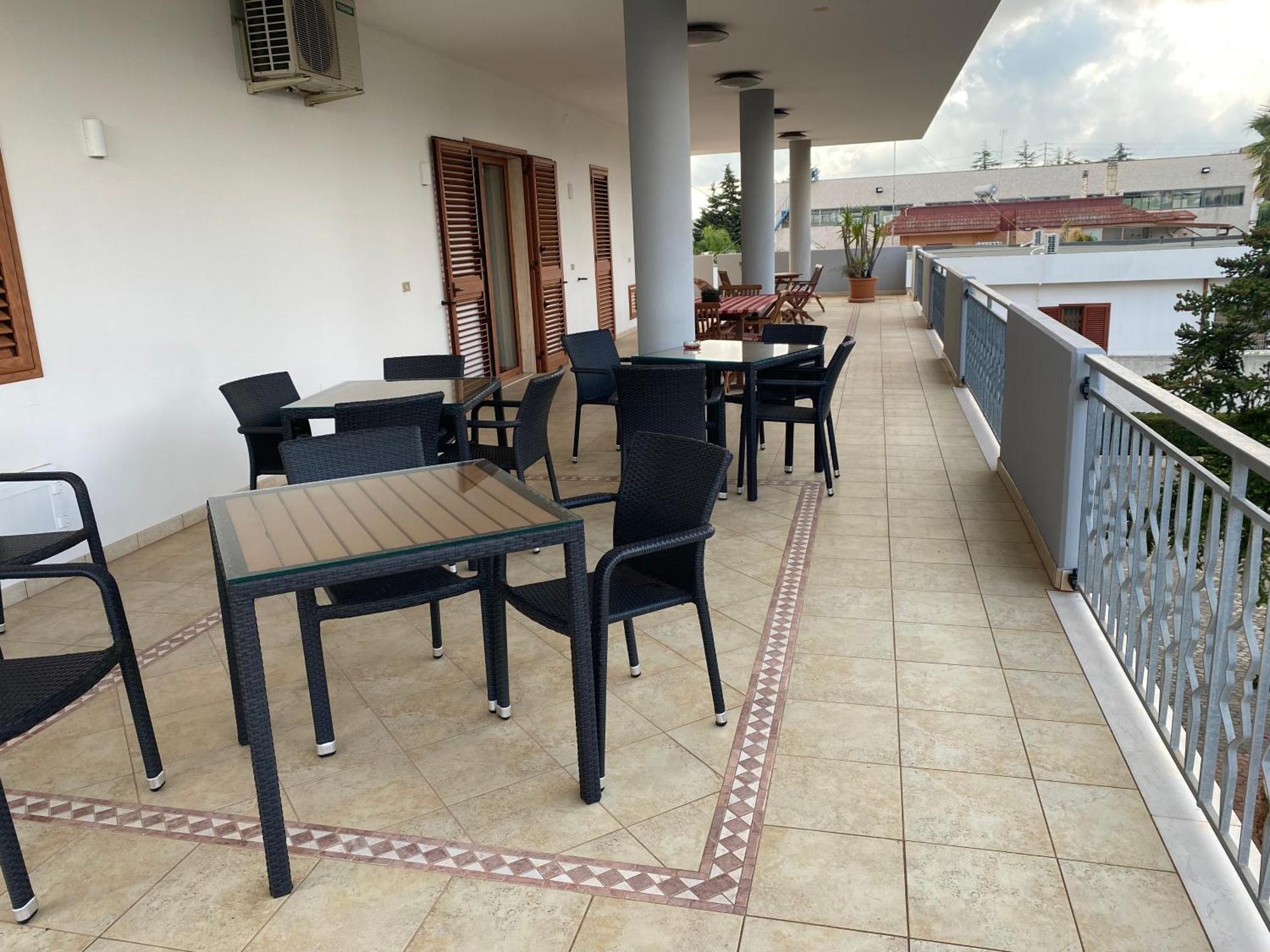 L'Isola Di Francesca Guest House กอนแวร์ซาโน ภายนอก รูปภาพ